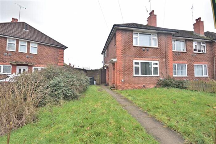 2 Bedroom House To Rent In Dewhurst Croft, Kitts Green, Birmingham, B33