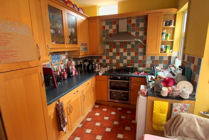 4 Bedroom Terraced House To Rent In Lorne Road, Leicester, LE2