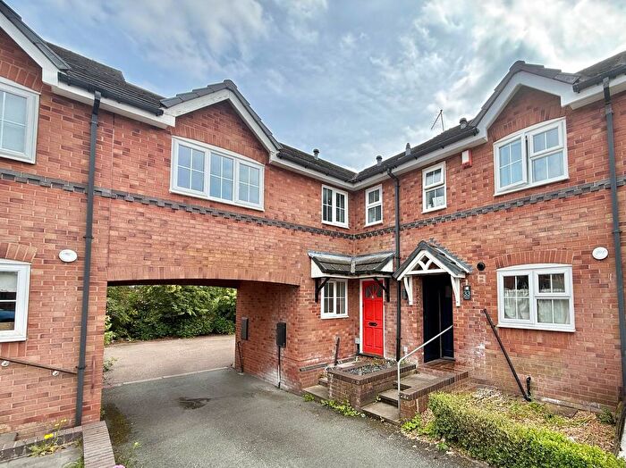 2 Bedroom Mews To Rent In Blackmore Grove, Whitchurch, SY13