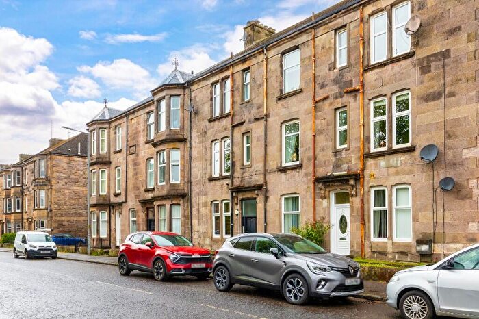 1 Bedroom Flat For Sale In Bonhill Road, Dumbarton, Dunbartonshire, G82