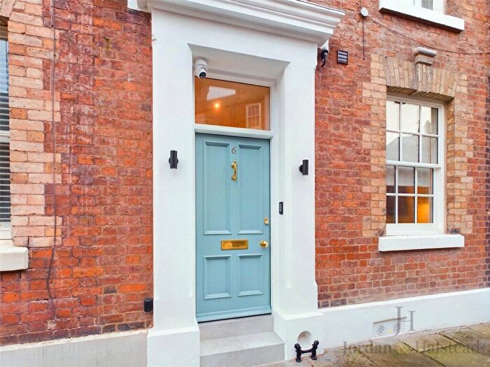 1 Bedroom Terraced House To Rent In Grosvenor Place, Chester, Cheshire, CH1
