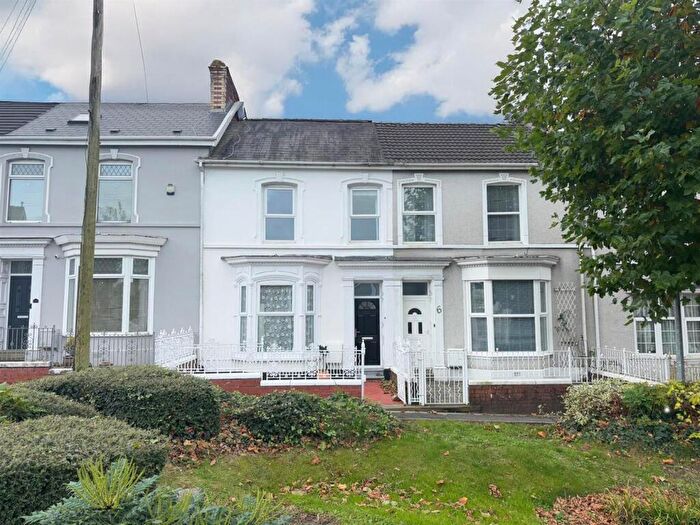 3 Bedroom Terraced House For Sale In College Hill, Llanelli, SA15