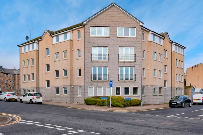 2 Bedroom Flat To Rent In Pittodrie Place, Pittodrie, Aberdeen, AB24