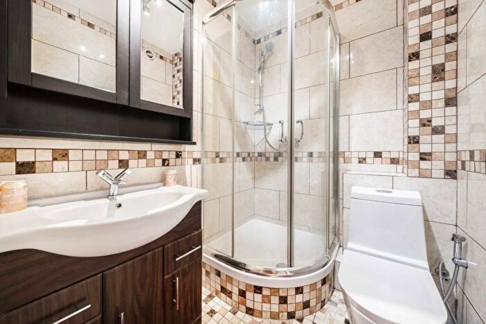 1 Bedroom Flat To Rent In Randolph Gardens, Maida Vale, NW6