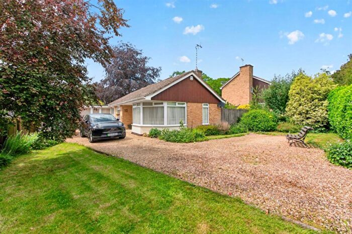 3 Bedroom Detached Bungalow For Sale In Vicarage Road, Oakham, LE15