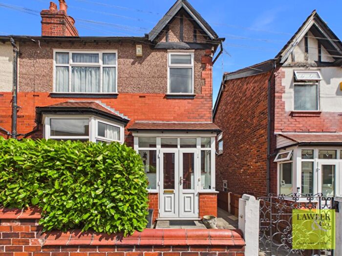 3 Bedroom Semi-Detached House For Sale In Guywood Lane, Romiley, Stockport, Cheshire, SK6