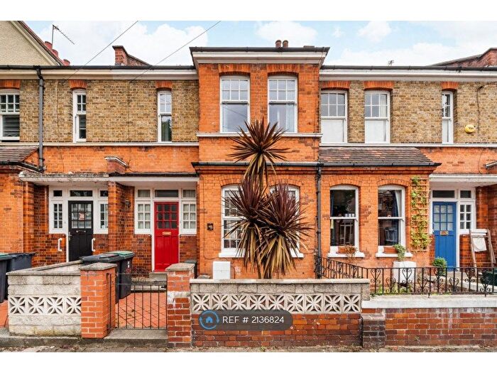 3 Bedroom Terraced House To Rent In Hewitt Avenue, London, N22