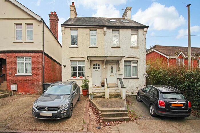 2 Bedroom Semi Detached House To Rent In Sturry Hill, Canterbury, Kent, CT2