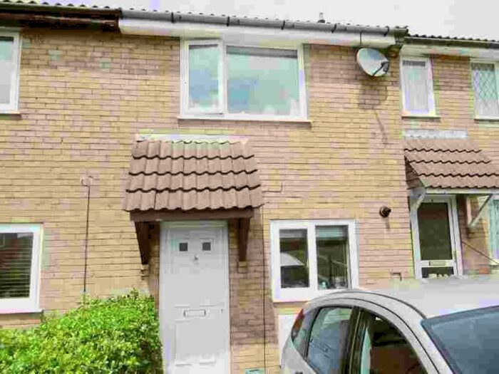 2 Bedroom House To Rent In Bronwydd, Birchgrove, Swansea, SA7