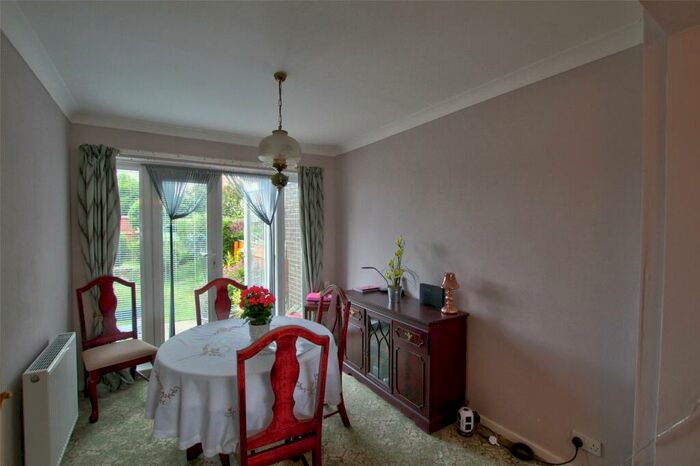 3 Bedroom Semi-Detached House For Sale In Windermere Drive, West Auckland, Bishop Auckland, DL14