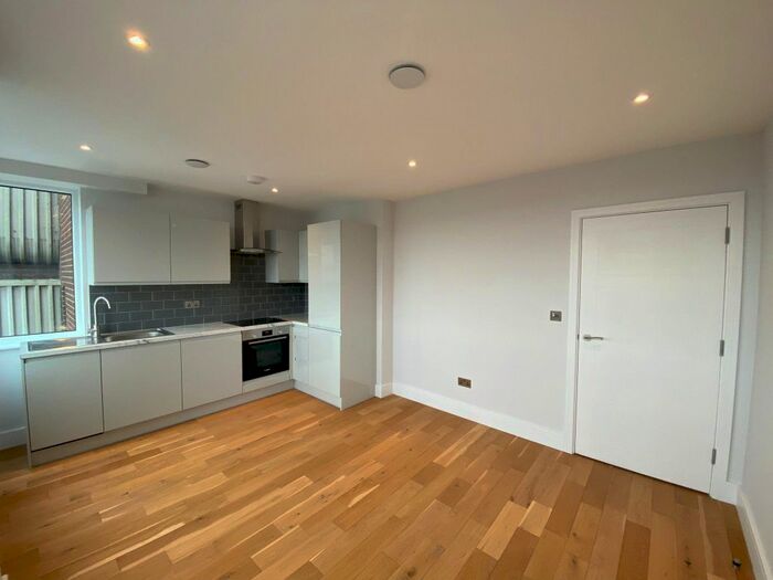 1 Bedroom Flat To Rent In Southampton Road, Eastleigh, SO50