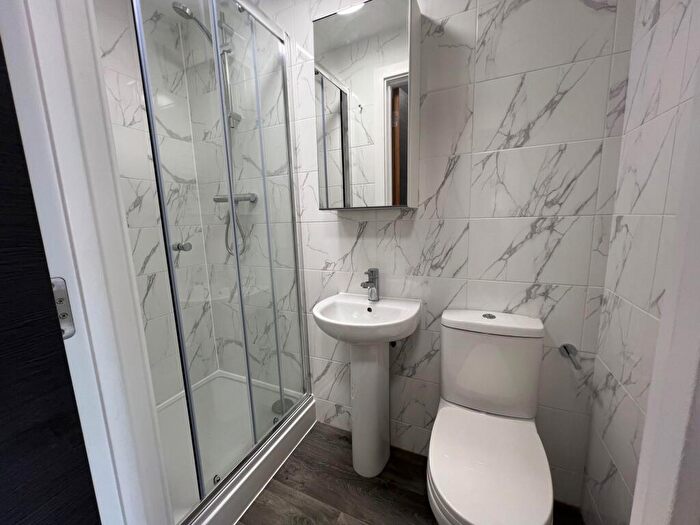 6 Bedroom Flat To Rent In Hepburn Court, Hepburn Road, Bristol, BS2