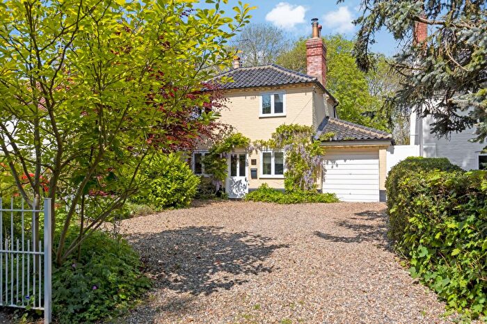 3 Bedroom Detached House For Sale In Detached Victorian Cottage In Brooke, NR15
