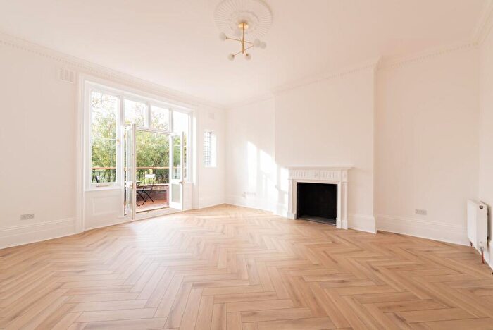 2 Bedroom Apartment To Rent In Belsize Park Gardens, London, NW3