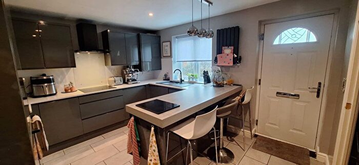 3 Bedroom End Of Terrace House For Sale In Hilltop Walk, Langley Park, Durham, DH7