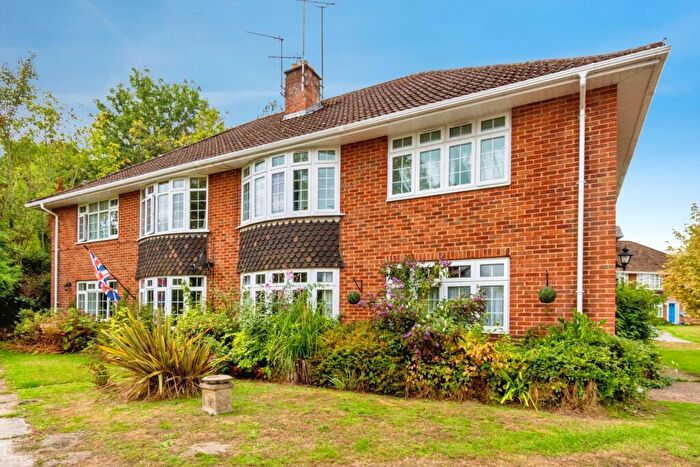 2 Bedroom Flat For Sale In Kings Close, Lyndhurst, Hampshire, SO43