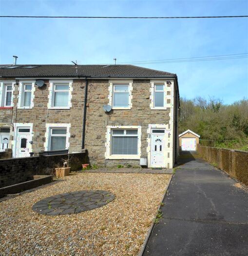 3 Bedroom End Of Terrace House To Rent In Railway Terrace, Talbot Green, Pontyclun, CF72