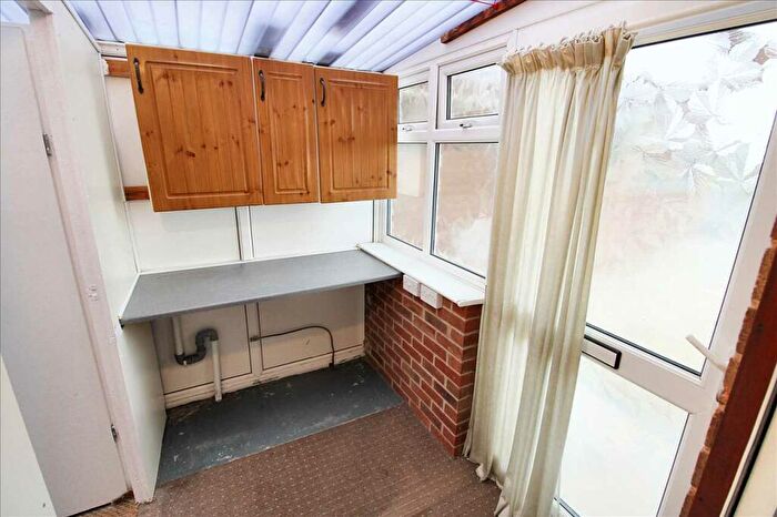 2 Bedroom Detached Bungalow For Sale In Western Drive, Heanor, DE75