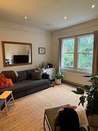 1 Bedroom Flat To Rent In Rusholme Road, London, SW15
