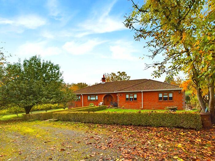 4 Bedroom Detached House For Sale In Tandridge Hill Lane, Godstone, RH9