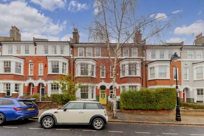 5 Bedroom Terraced House To Rent In Priory Gardens, Highgate, N6