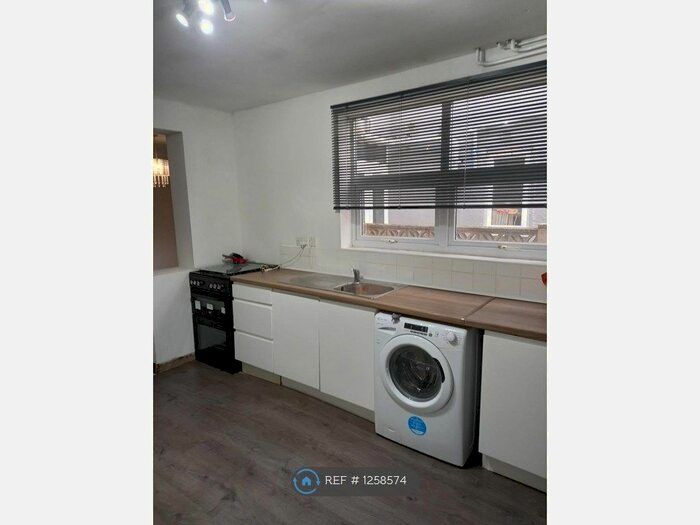 3 Bedroom Terraced House To Rent In Albino Road, London, E17