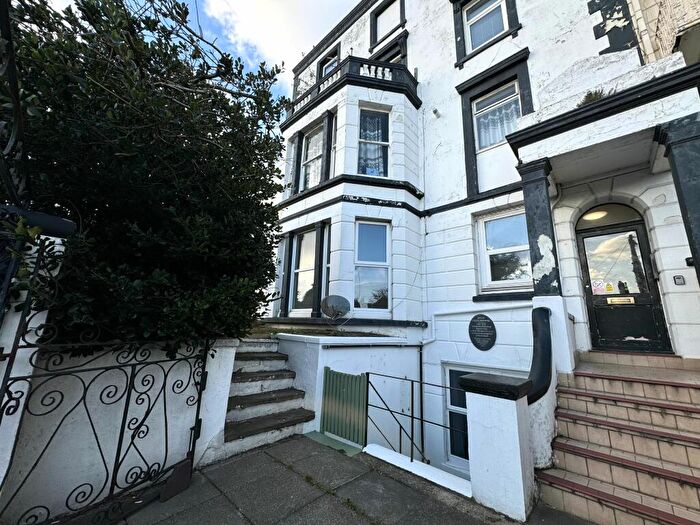 1 Bedroom Flat To Rent In Victoria Road, Ramsgate, CT11
