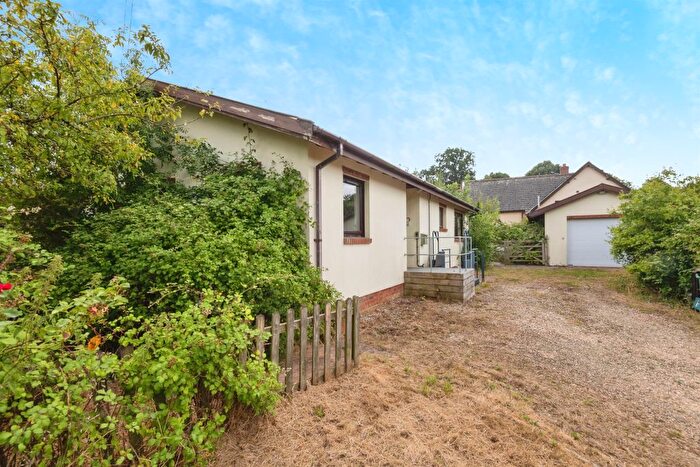 4 Bedroom Detached Bungalow For Sale In Ashill, Cullompton, EX15