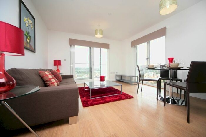 1 Bedroom Flat To Rent In Barge Walk, London, SE10