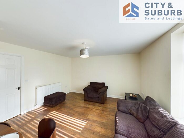 3 Bedroom Flat To Rent In Heaton Park Road, Heaton, Newcastle Upon Tyne, Tyne And Wear, NE6