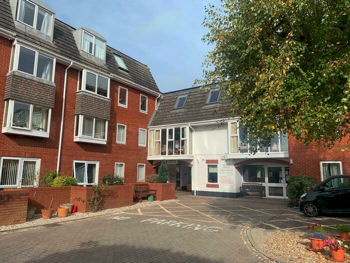 1 Bedroom Flat For Sale In Bartholomew Street West, Exeter, EX4