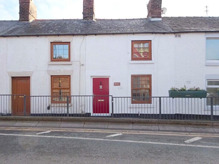1 Bedroom Cottage For Sale In Chapel Street, Poulton-Le-Fylde, Lancashire, FY6