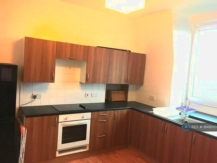 2 Bedroom Flat To Rent In Bedford Road, Aberdeen, AB24