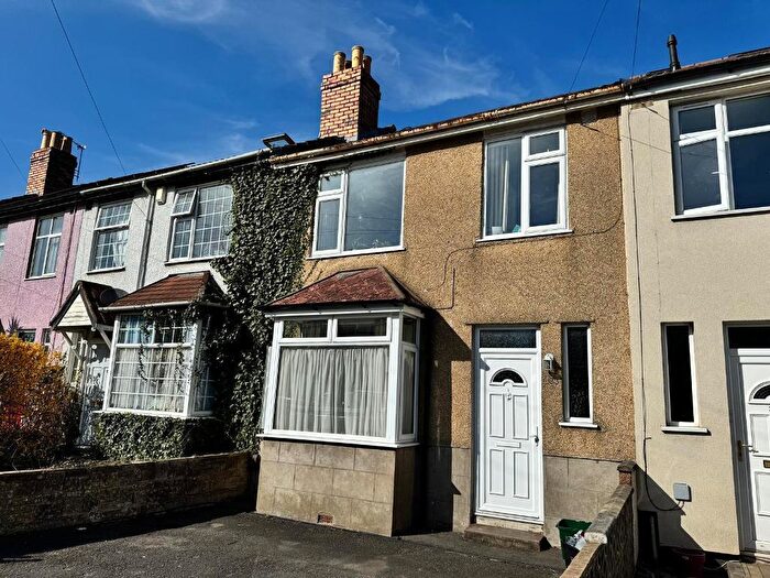 4 Bedroom Terraced House To Rent In Downend Road, Bristol, BS7