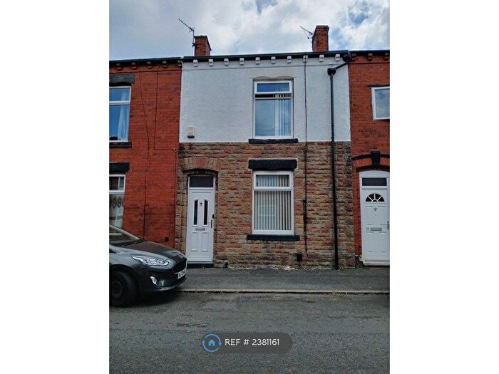 2 Bedroom Terraced House To Rent In Argus Street, Oldham, OL8