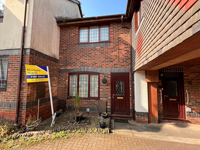 2 Bedroom Mews For Sale In Mill Court, Longridge, Lancashire, PR3