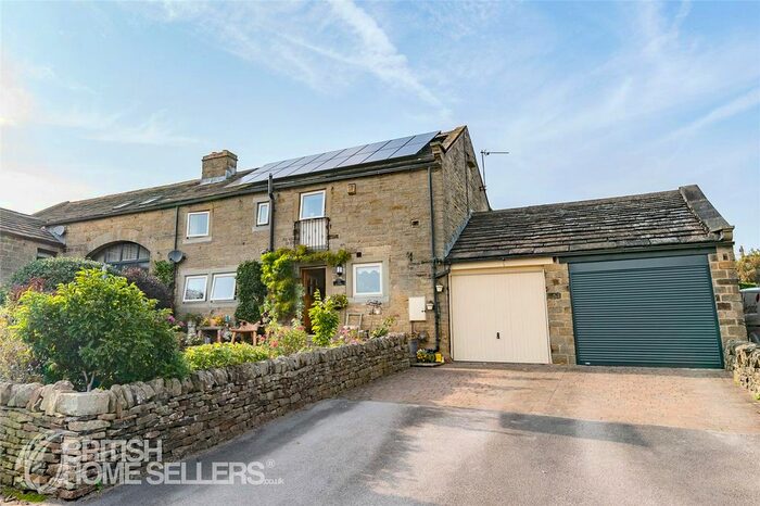 3 Bedroom Detached House For Sale In Park Lane, Upper Cumberworth, Huddersfield, West Yorkshire, HD8