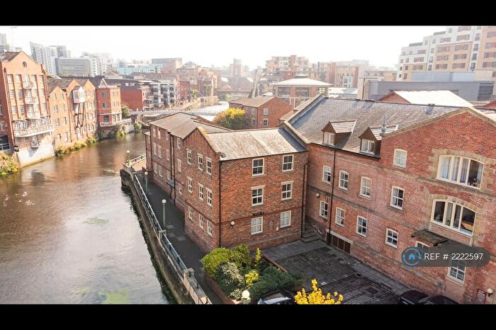 2 Bedroom Flat To Rent In Navigation Walk, Leeds, LS10