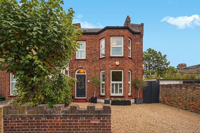 5 Bedroom End Of Terrace House For Sale In Minard Road, Hither Green, SE6