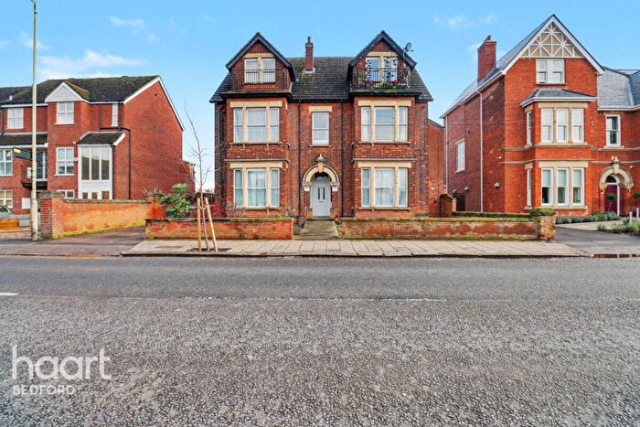 1 Bedroom Apartment To Rent In Shakespeare Road, Bedford, MK40