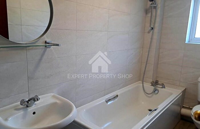 1 Bedroom Town House To Rent In The Pines, Worksop, S80