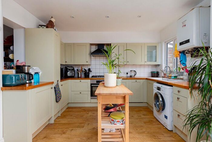 3 Bedroom Terraced House For Sale In Albert Park Place, Montpelier, BS6