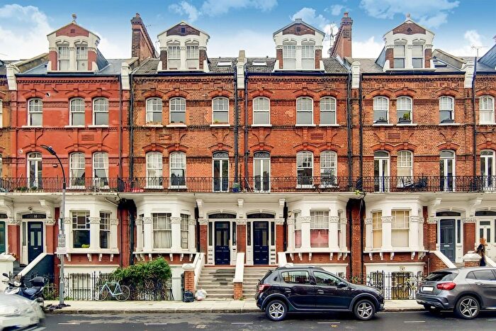 1 Bedroom Flat To Rent In Avonmore Road, London, W14