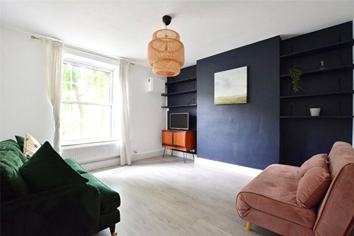 1 Bedroom Apartment To Rent In Cremer House, Deptford Church Street, London, SE8