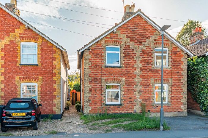 2 Bedroom Semi-Detached House For Sale In Bengeo Street, Bengeo, Hertford, Hertfordshire, SG14