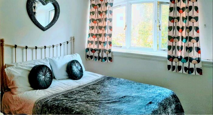 2 Bedroom Apartment To Rent In Tabernacle Chapel, Bangor, Gwynedd, LL57