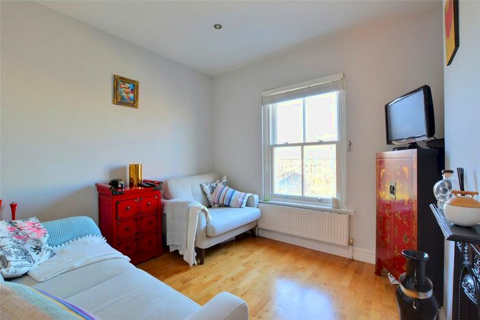 1 Bedroom Flat To Rent In Greenwich South Street, London, SE10