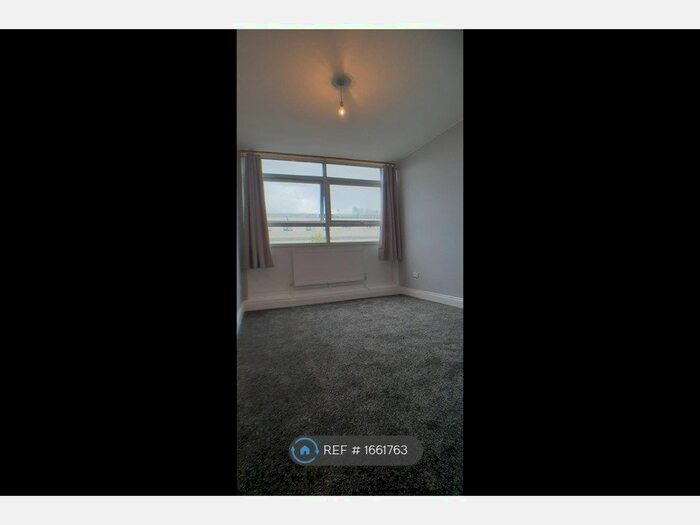 5 Bedroom Flat To Rent In Coldharbour Lane, Hayes, UB3