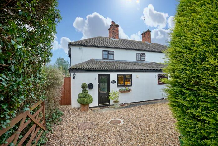 2 Bedroom Semi-Detached House For Sale In Colesden, Bedford, Bedfordshire MK44