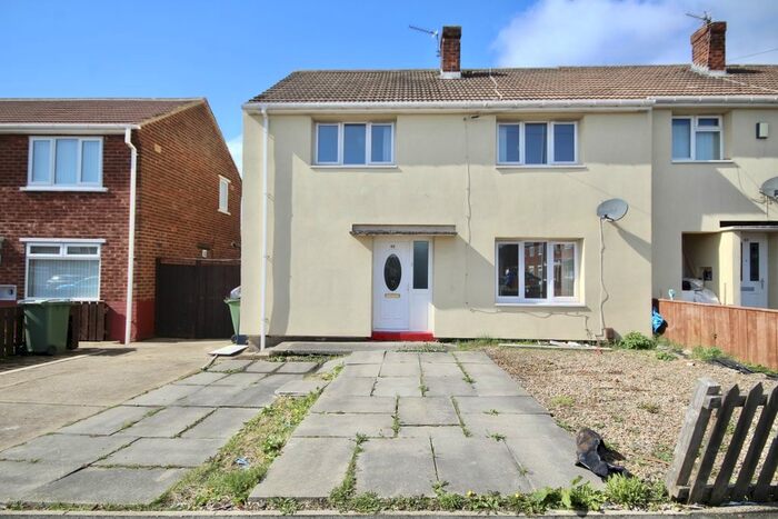 4 Bedroom Semi-Detached House To Rent In Knole Road, Billingham, Cleveland, TS23